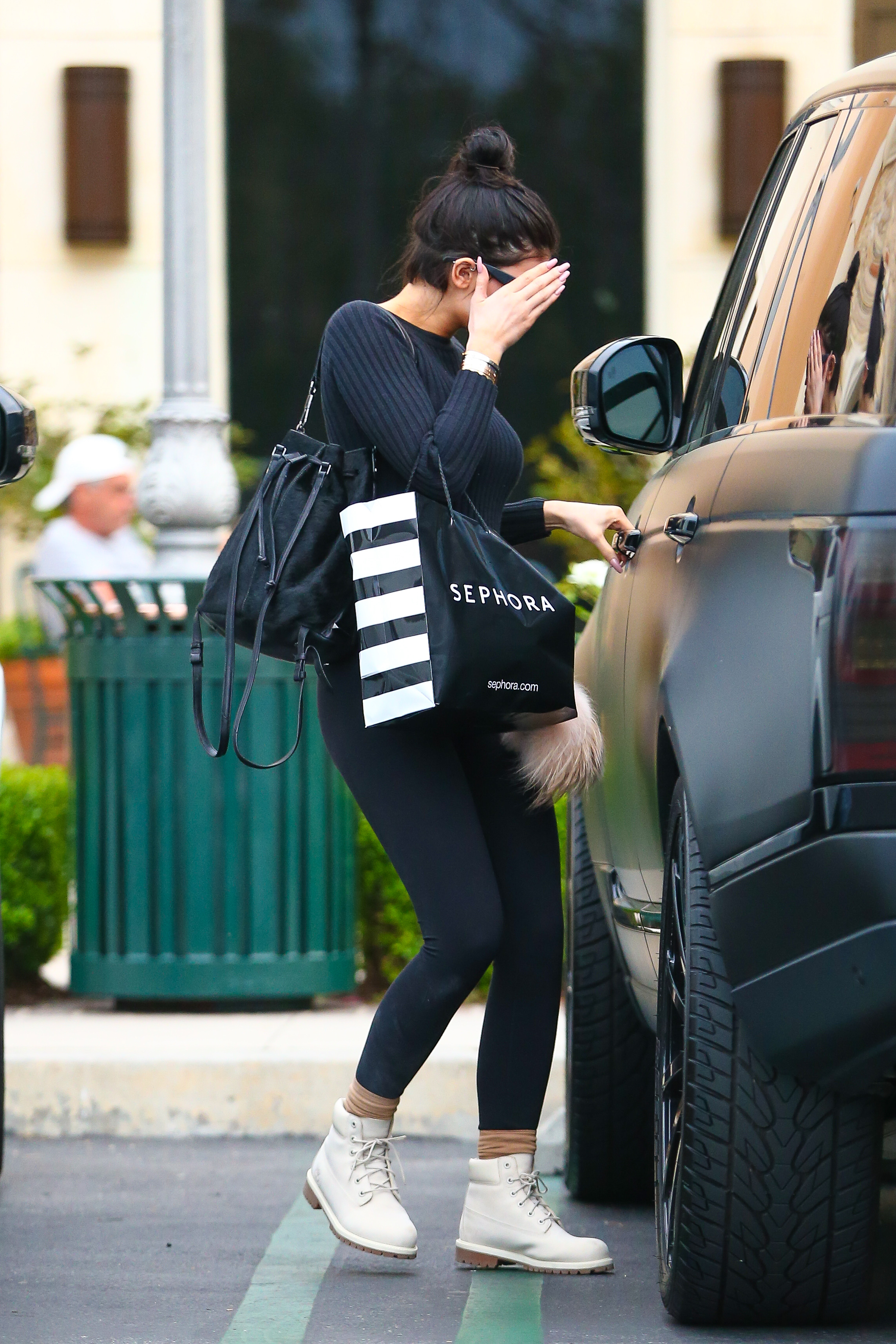 Access_Kardashian_05.jpg