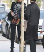 Access_Kardashian_02.jpeg