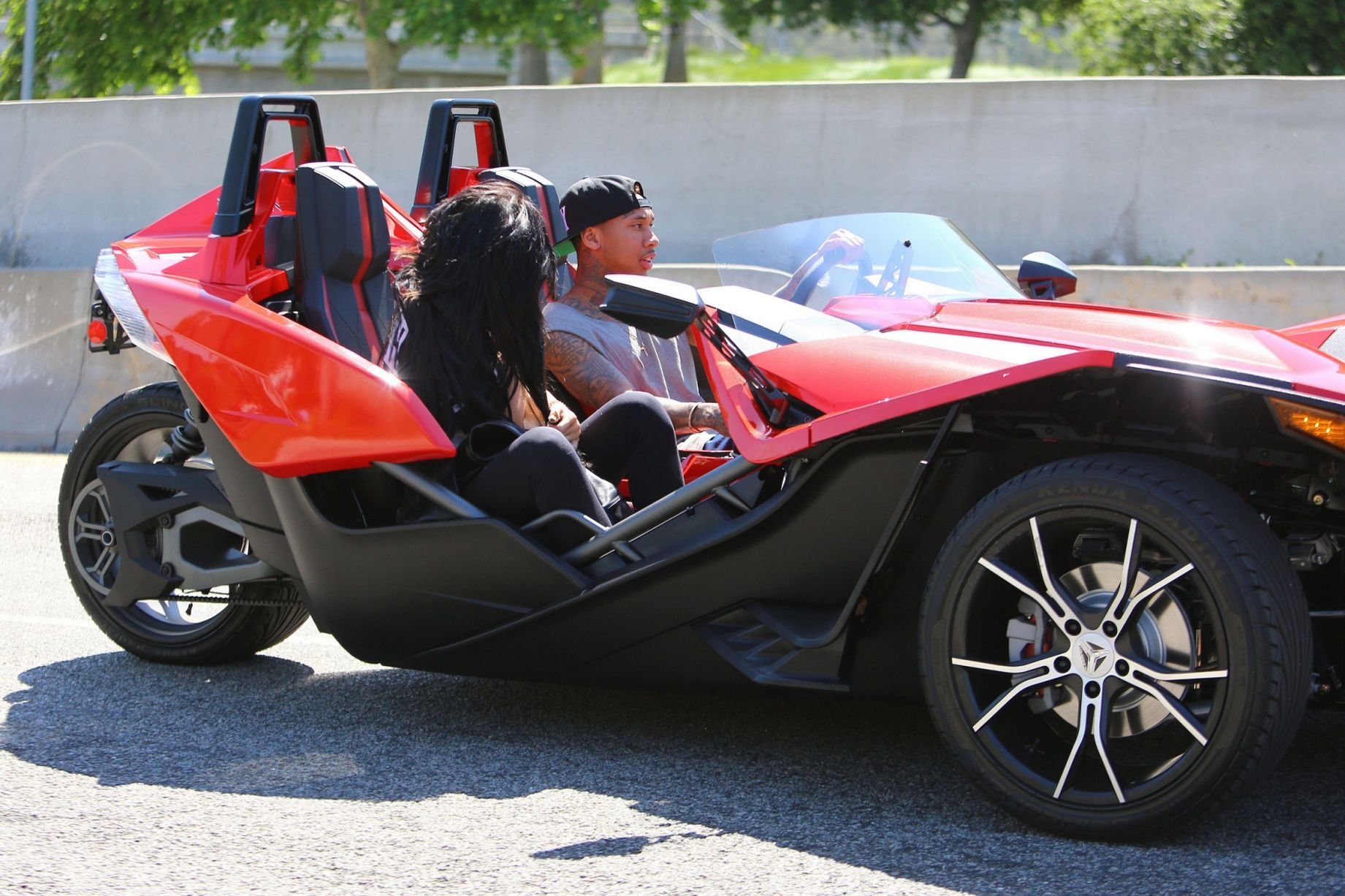 Access_Kardashian_05.jpg