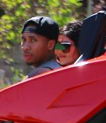 Access_Kardashian_02.jpg
