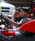 Access_Kardashian_04.jpg