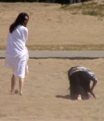 Access_Kardashian_03.jpg