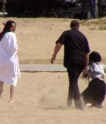 Access_Kardashian_06.jpg
