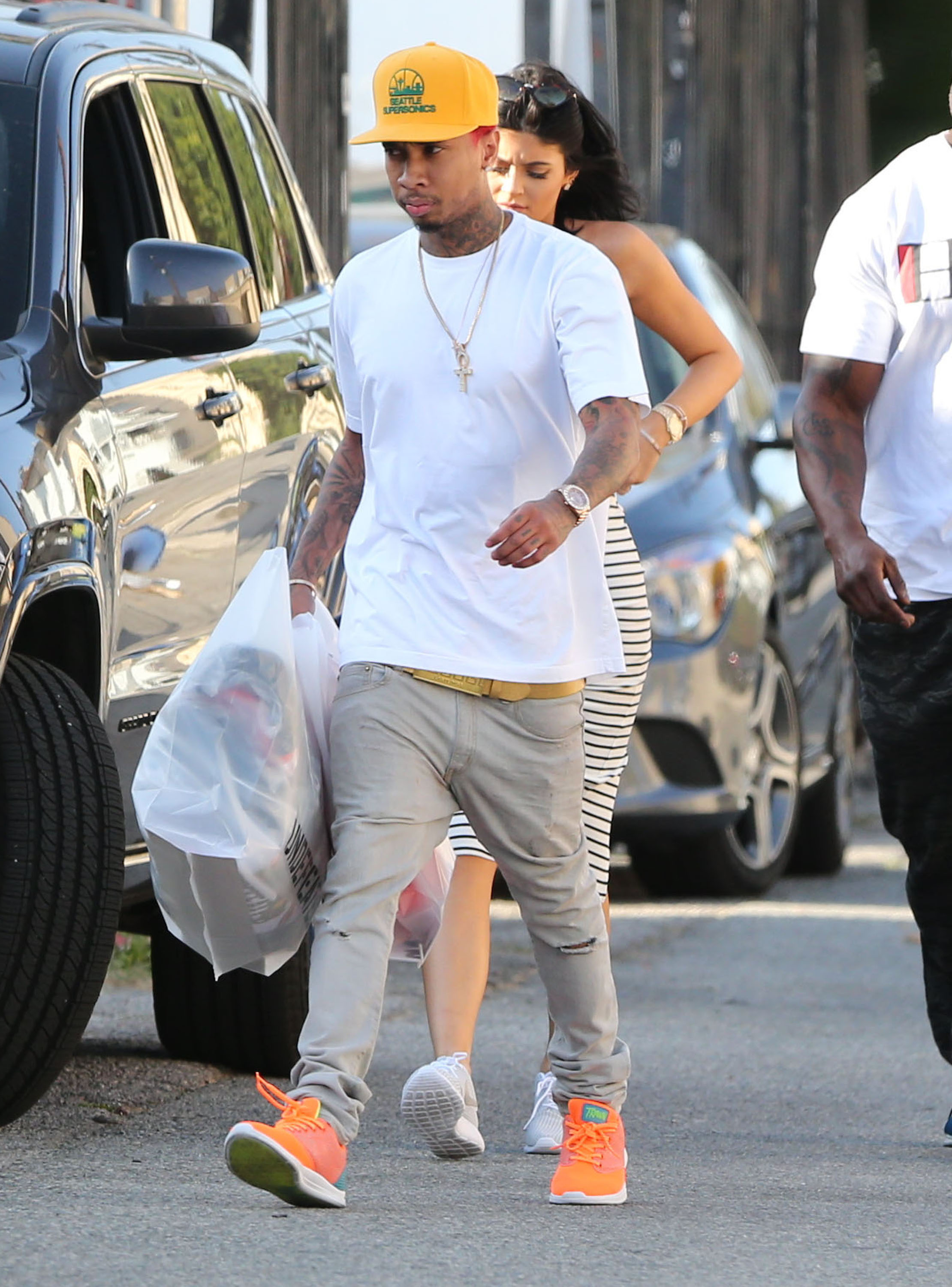 Access_Kardashian_01.jpg