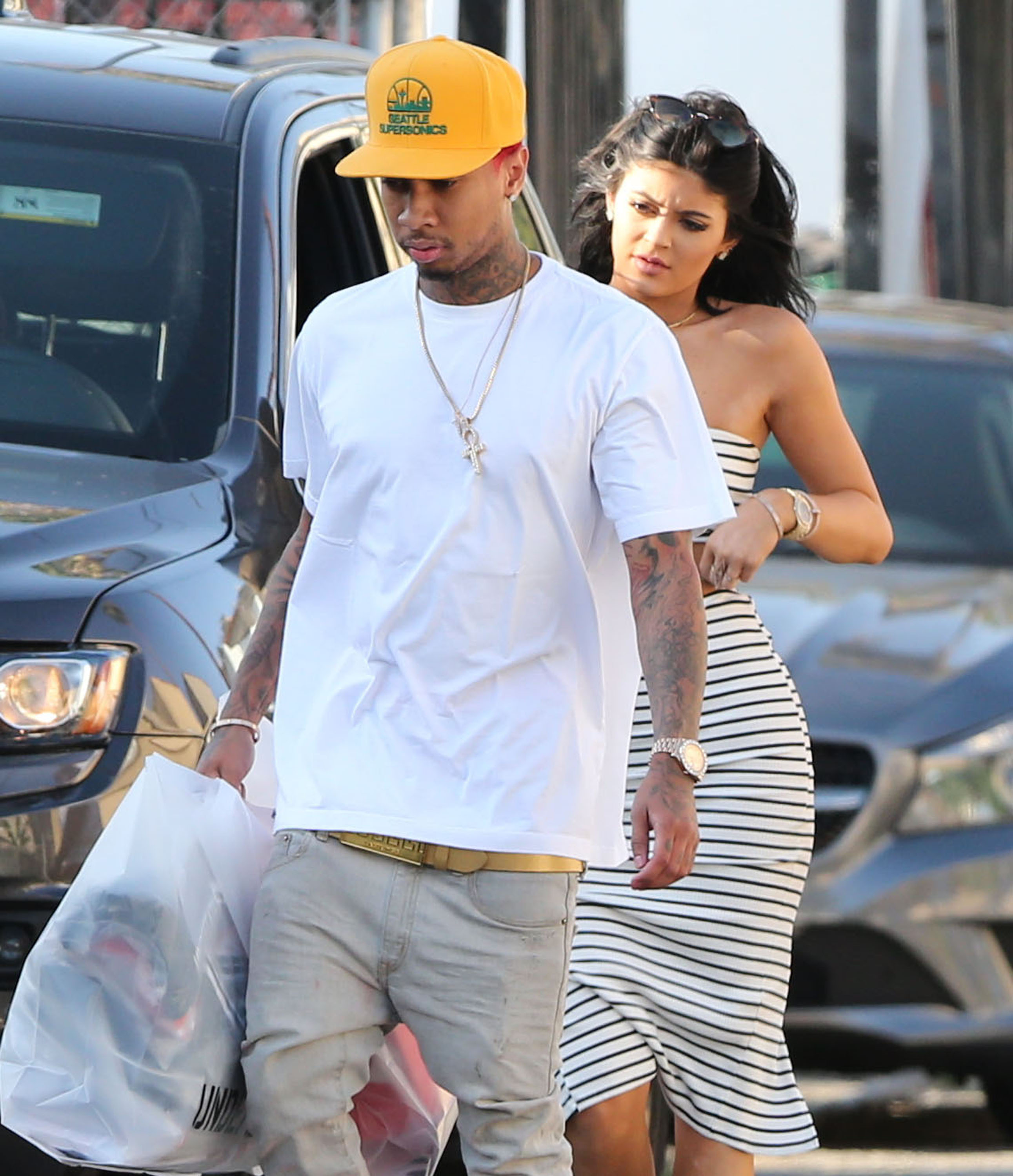 Access_Kardashian_03.jpg