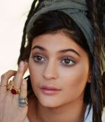 Access_Kardashian_07.jpg