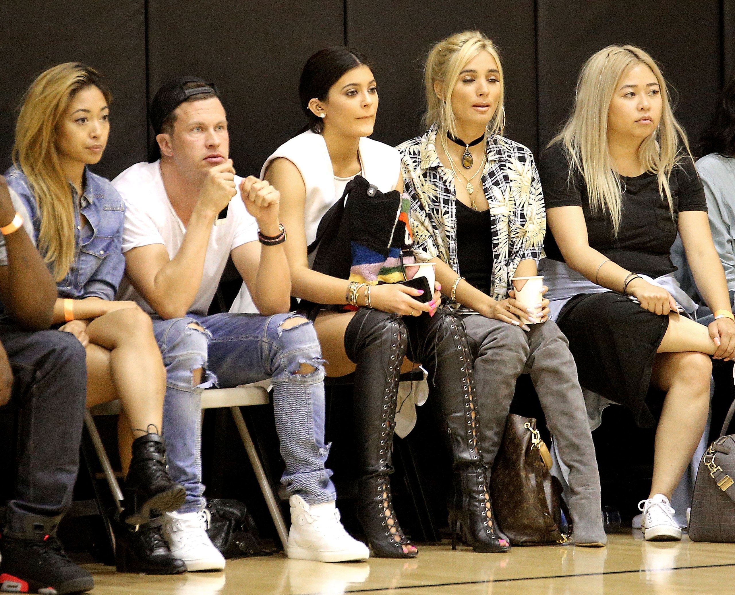 Access_Kardashian_08.jpg