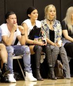 Access_Kardashian_08.jpg