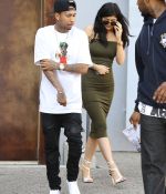 Access_Kardashian_02.jpg