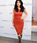Access_Kardashian_01.jpg
