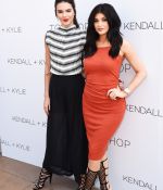 Access_Kardashian_03.jpg