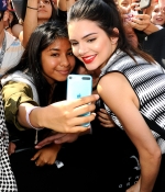 Access_Kardashian_92.jpeg
