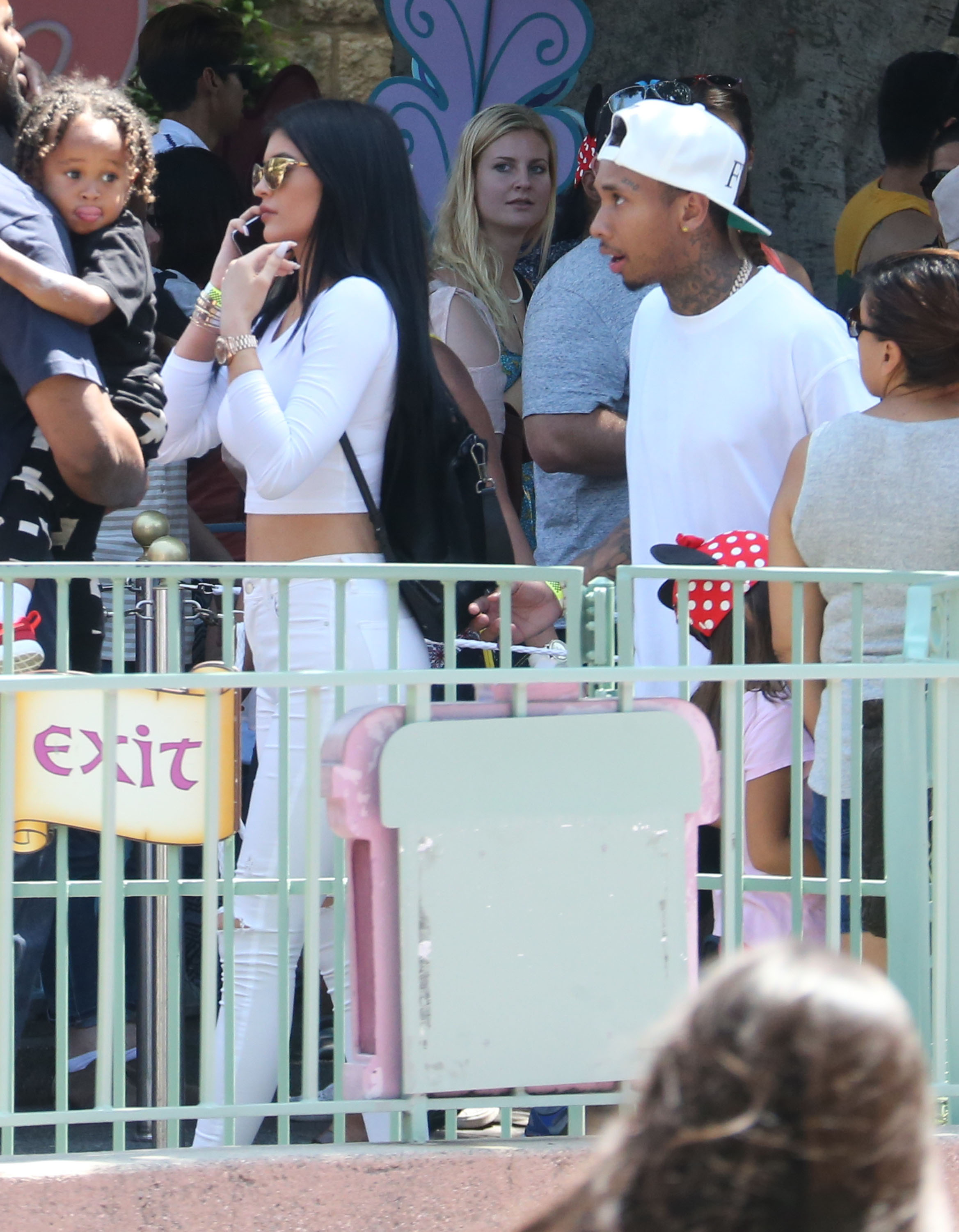 Access_Kardashian_06.jpg