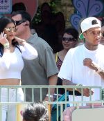 Access_Kardashian_03.jpg