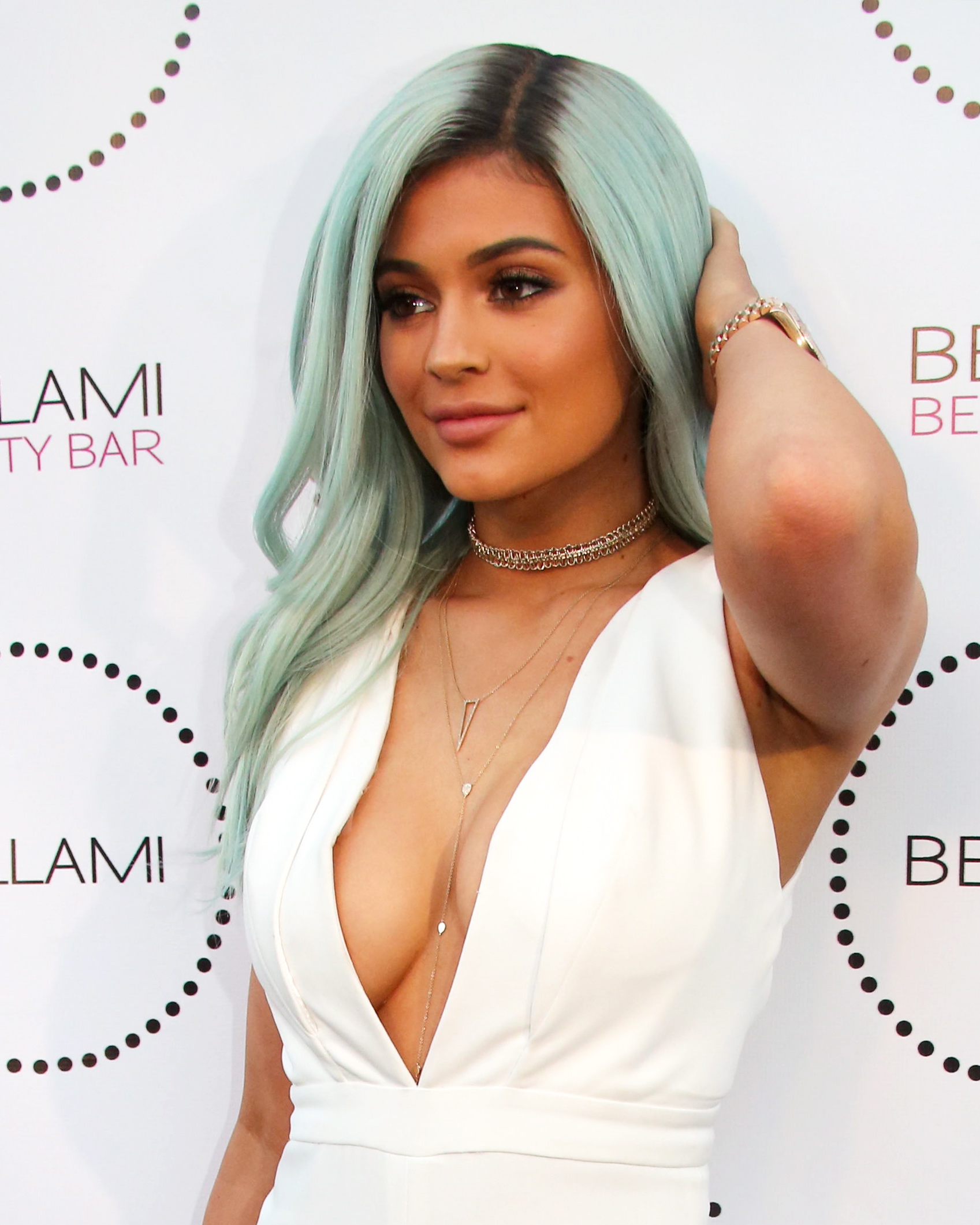 Access_Kardashian_01.jpg