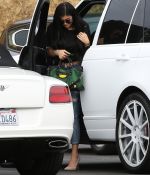 Access_Kardashian_01.jpg