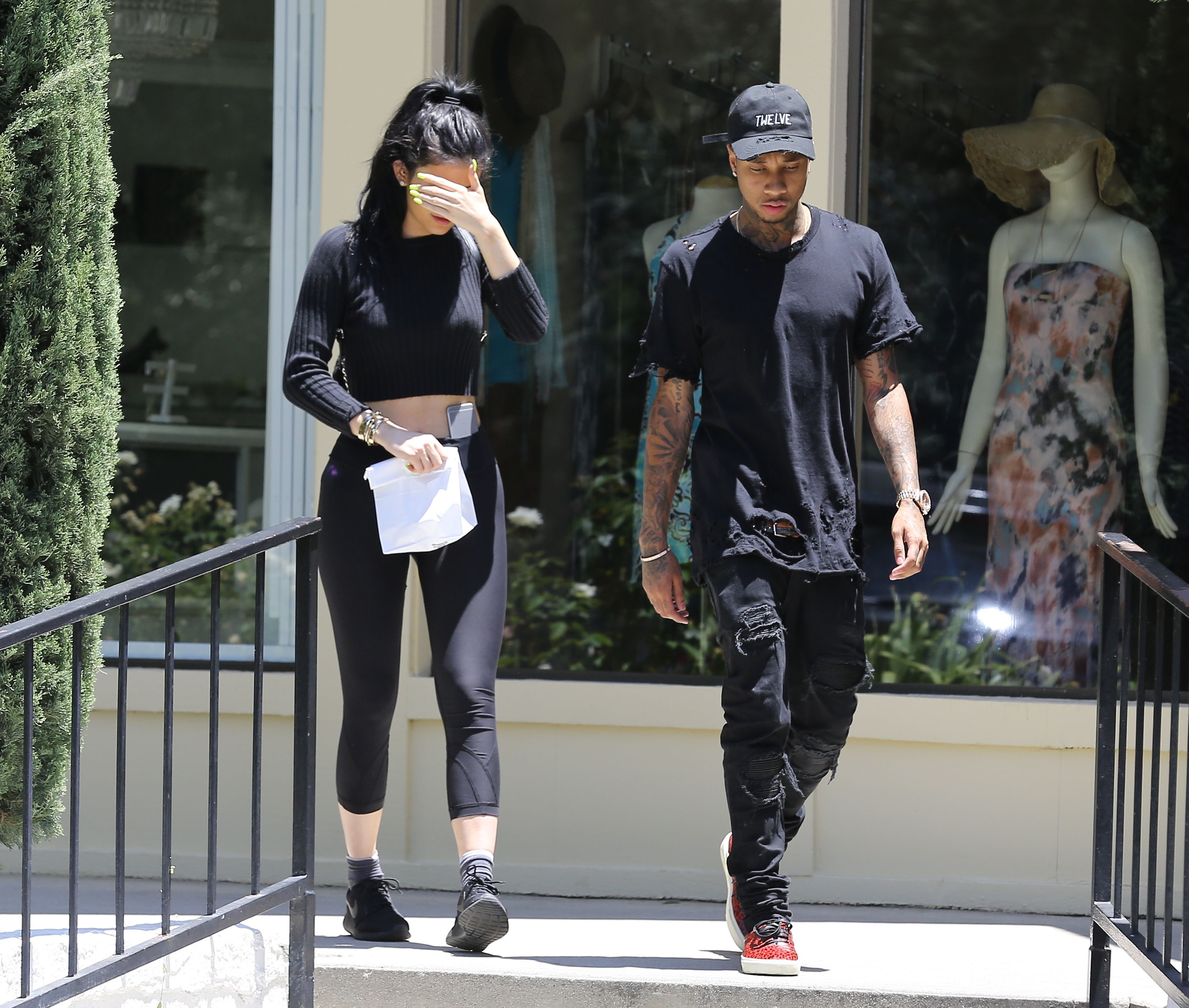 Access_Kardashian_01.jpg