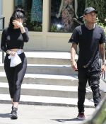 Access_Kardashian_03.jpg