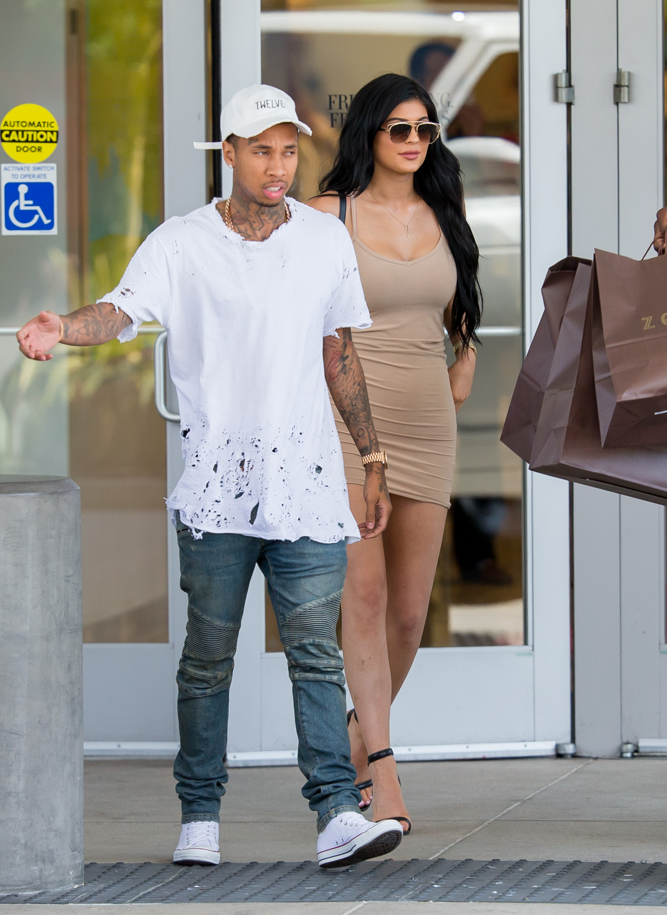 Access_Kardashian_05.jpg