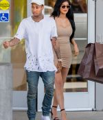 Access_Kardashian_03.jpg