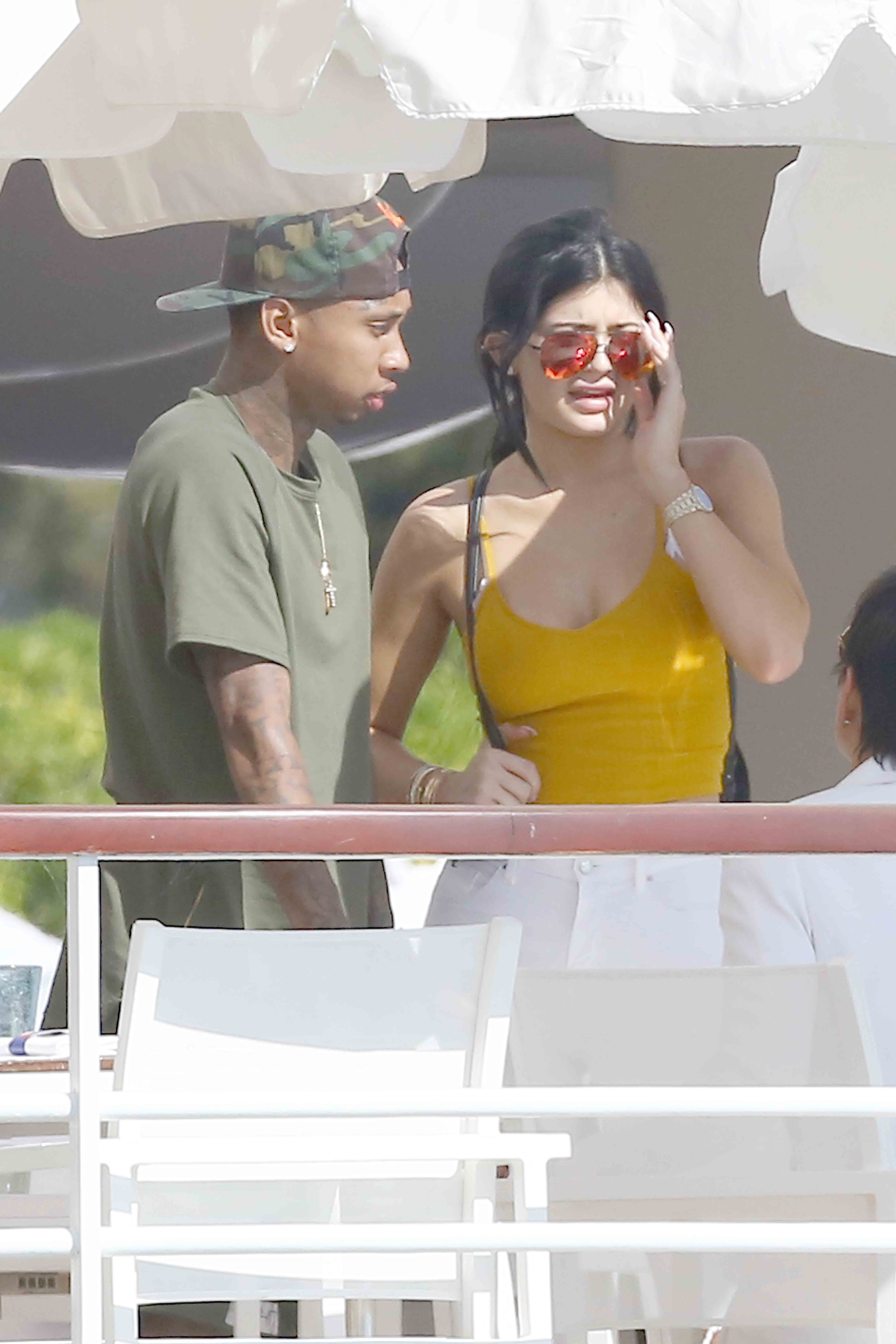 Access_Kardashian_01.jpg