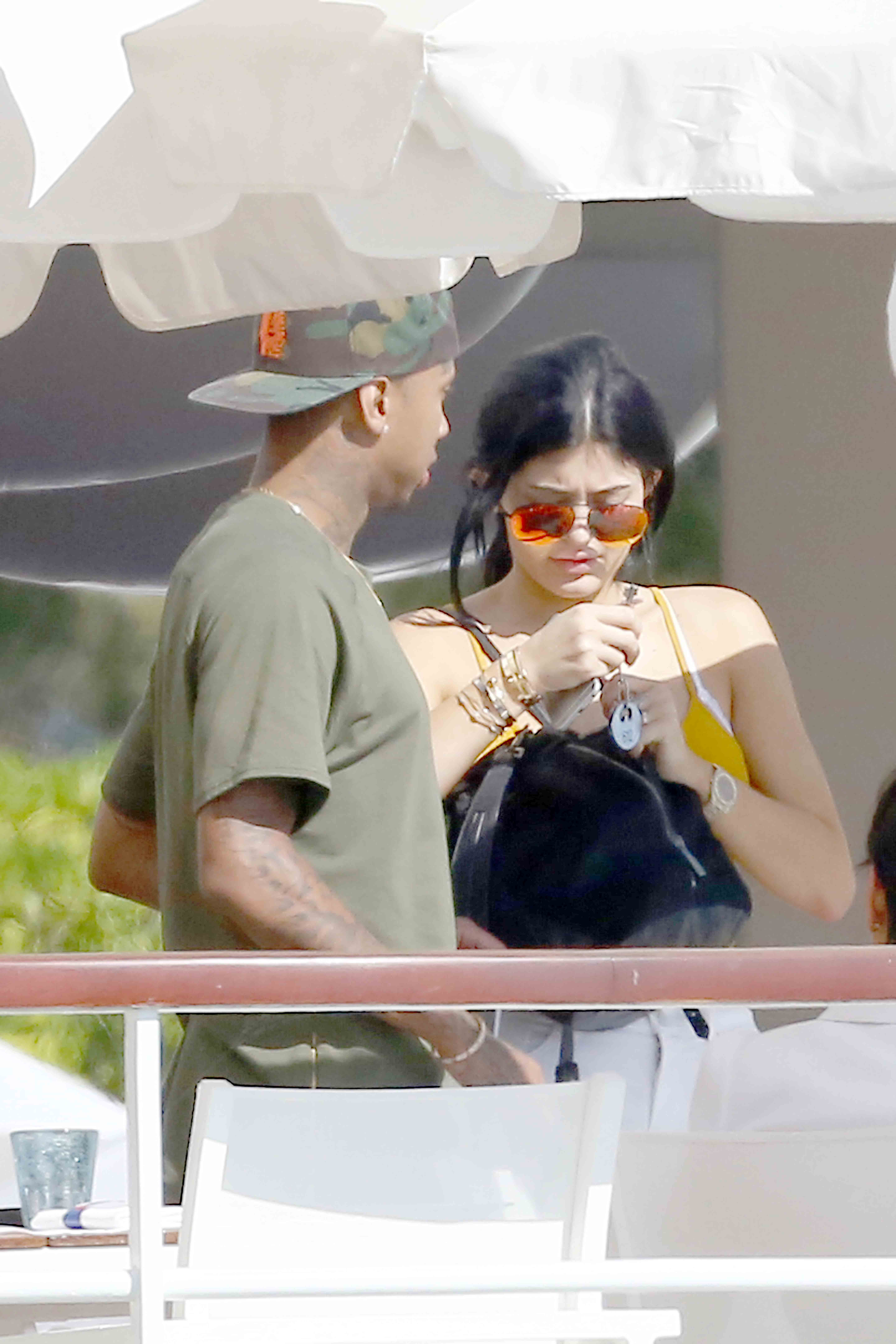 Access_Kardashian_06.jpg