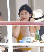 Access_Kardashian_015.jpg