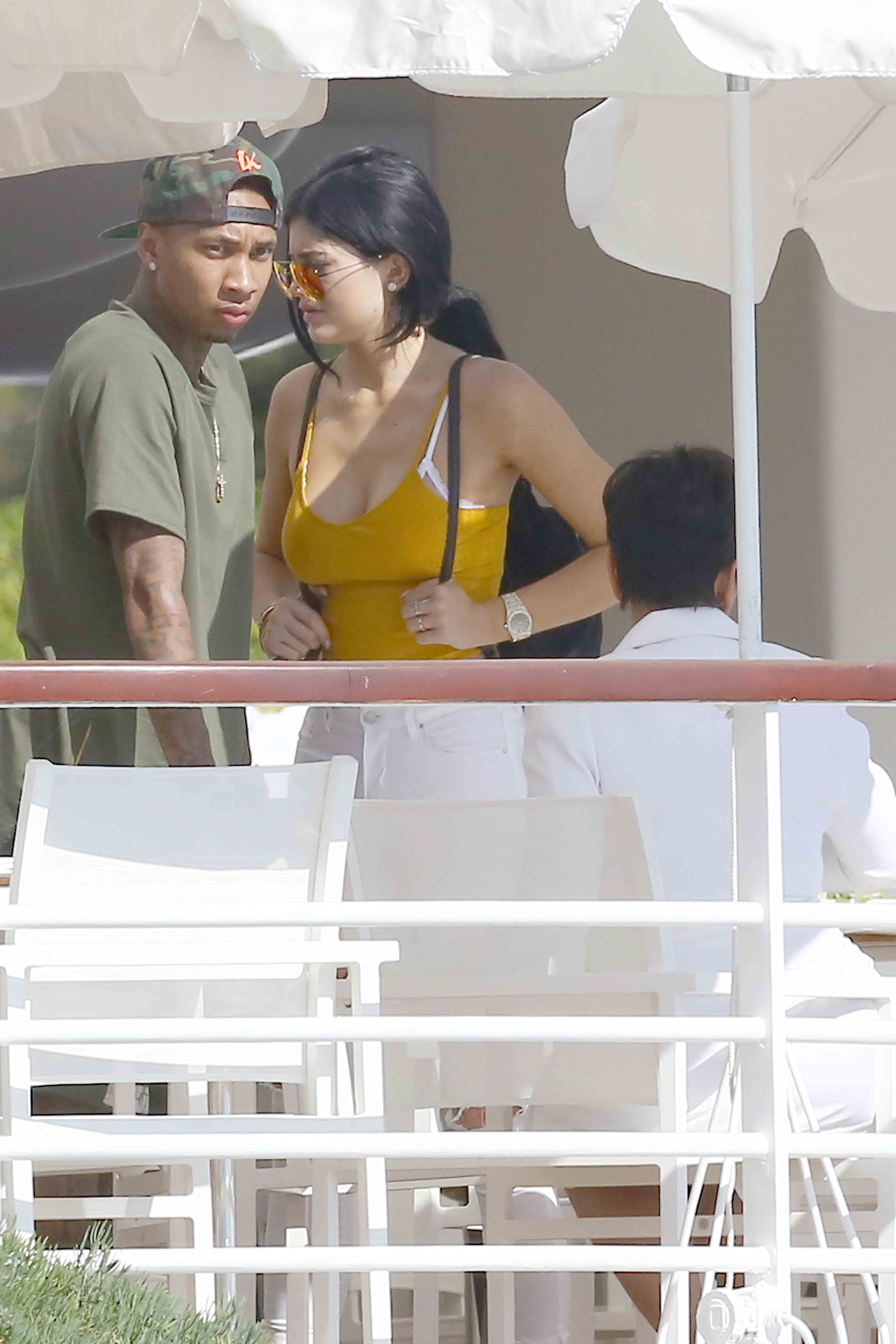 Access_Kardashian_07.jpg