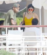Access_Kardashian_05.jpg