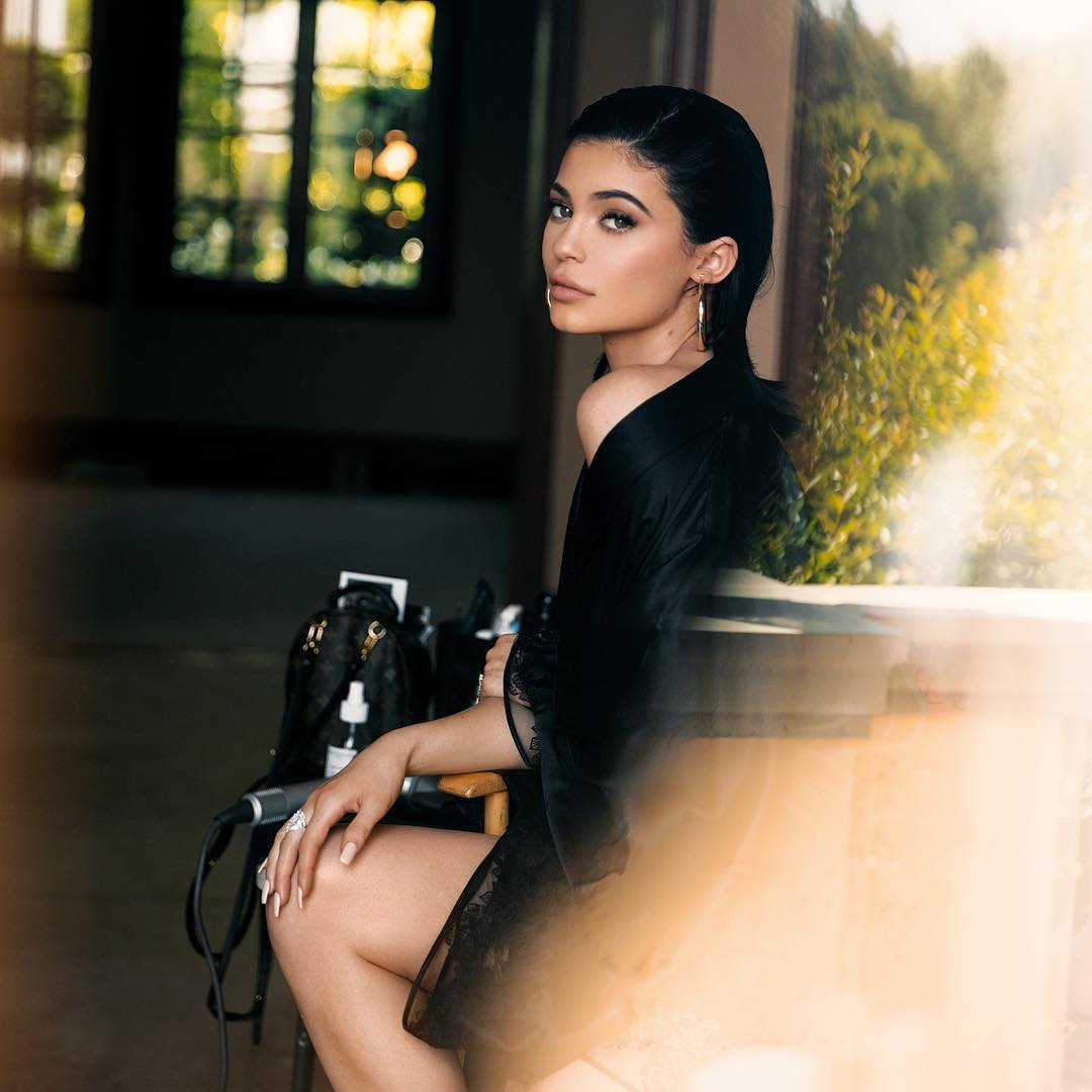 Access_Kardashian_02.jpg