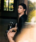 Access_Kardashian_02.jpg