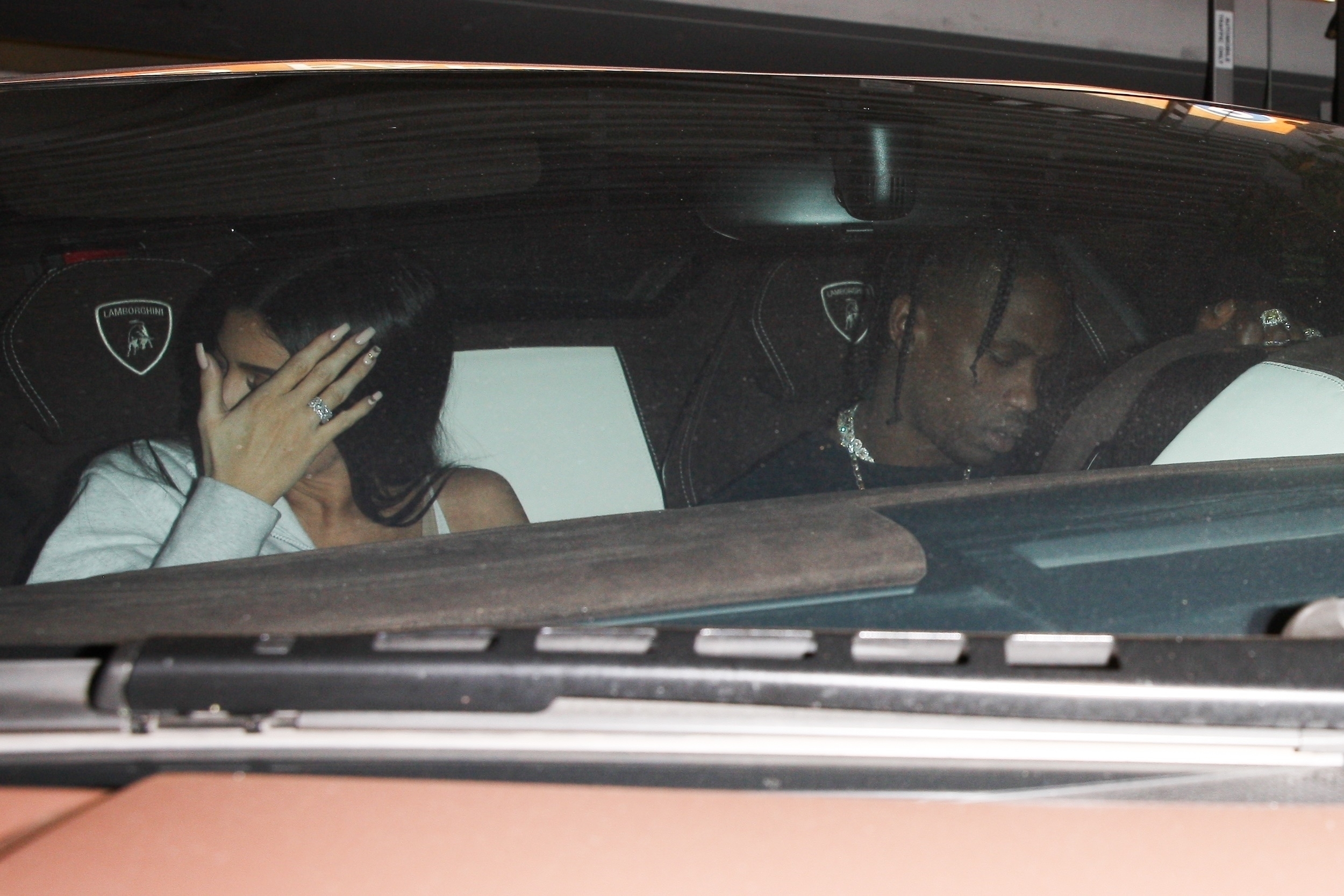 Access_Kardashian_01.jpg