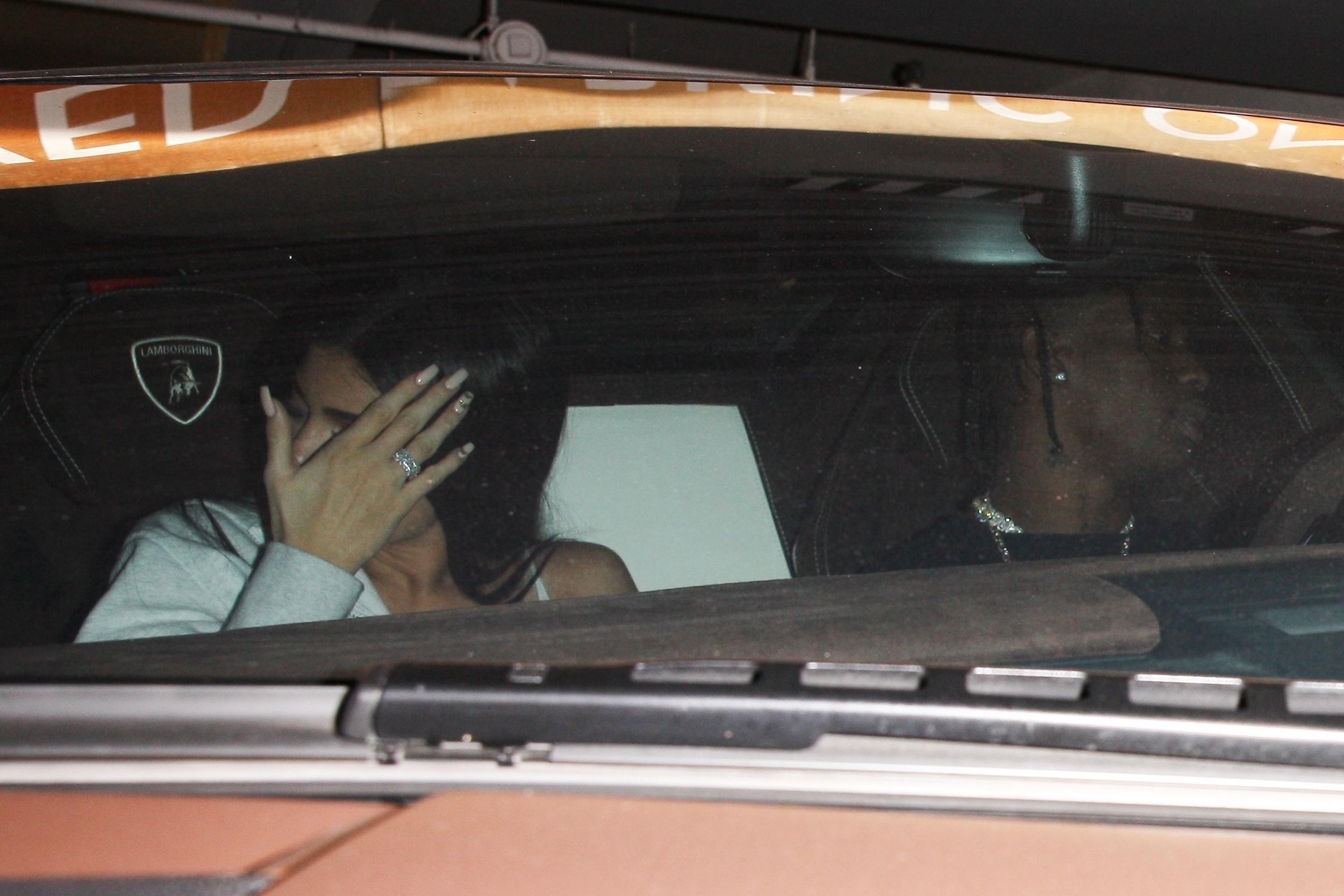 Access_Kardashian_05.jpg