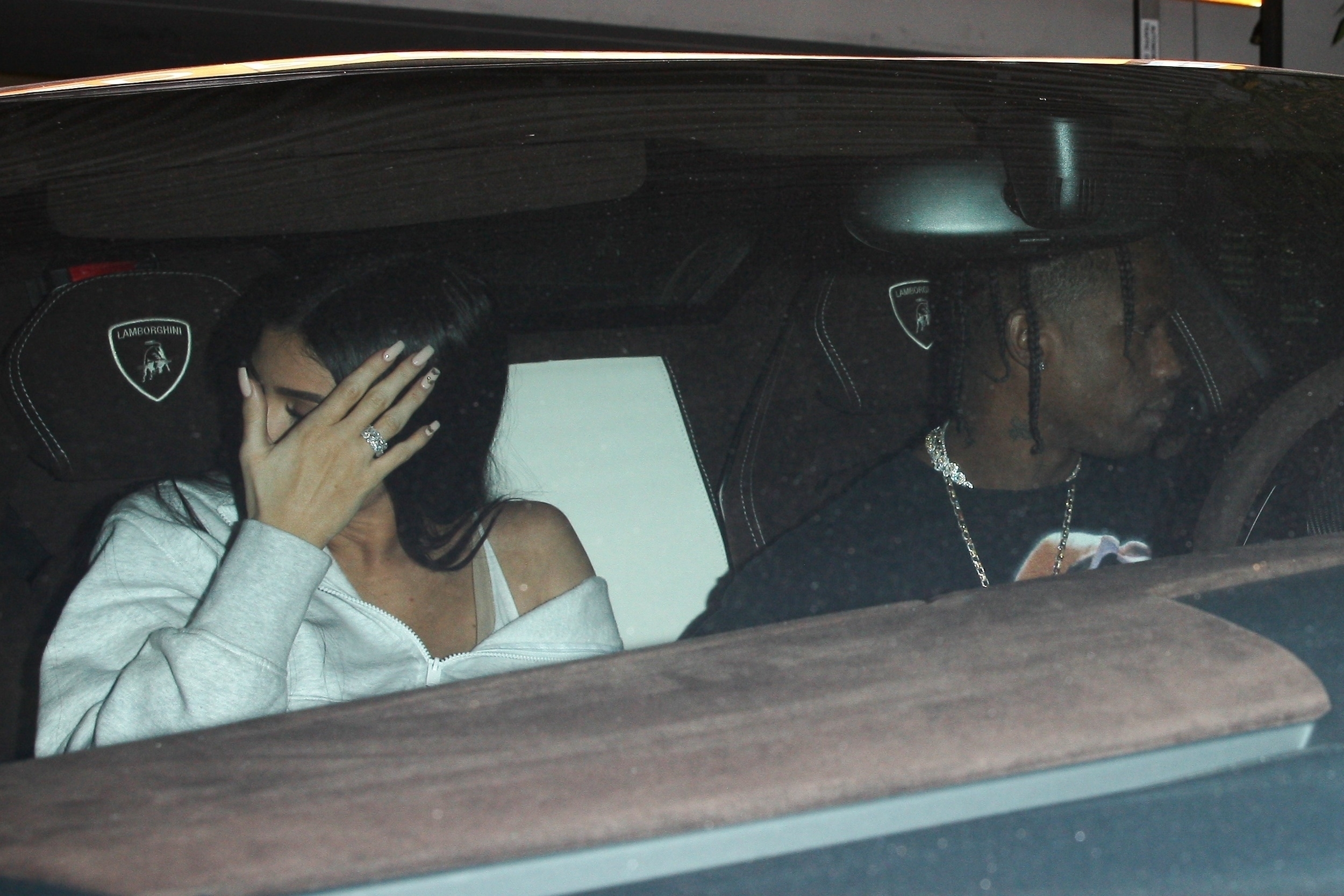 Access_Kardashian_07.jpg