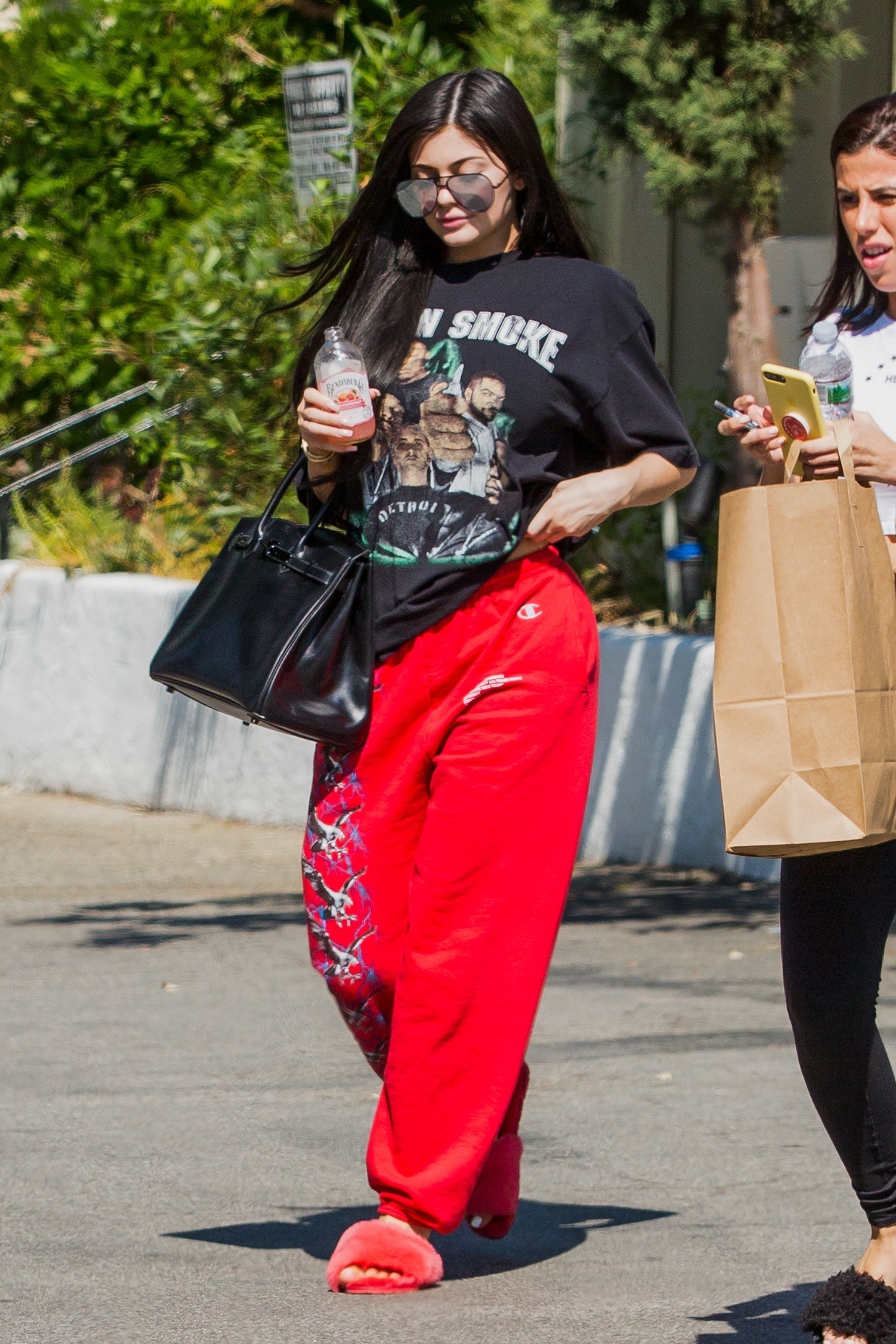 Access_Kardashian_02.jpg