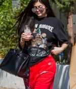 Access_Kardashian_01.jpg