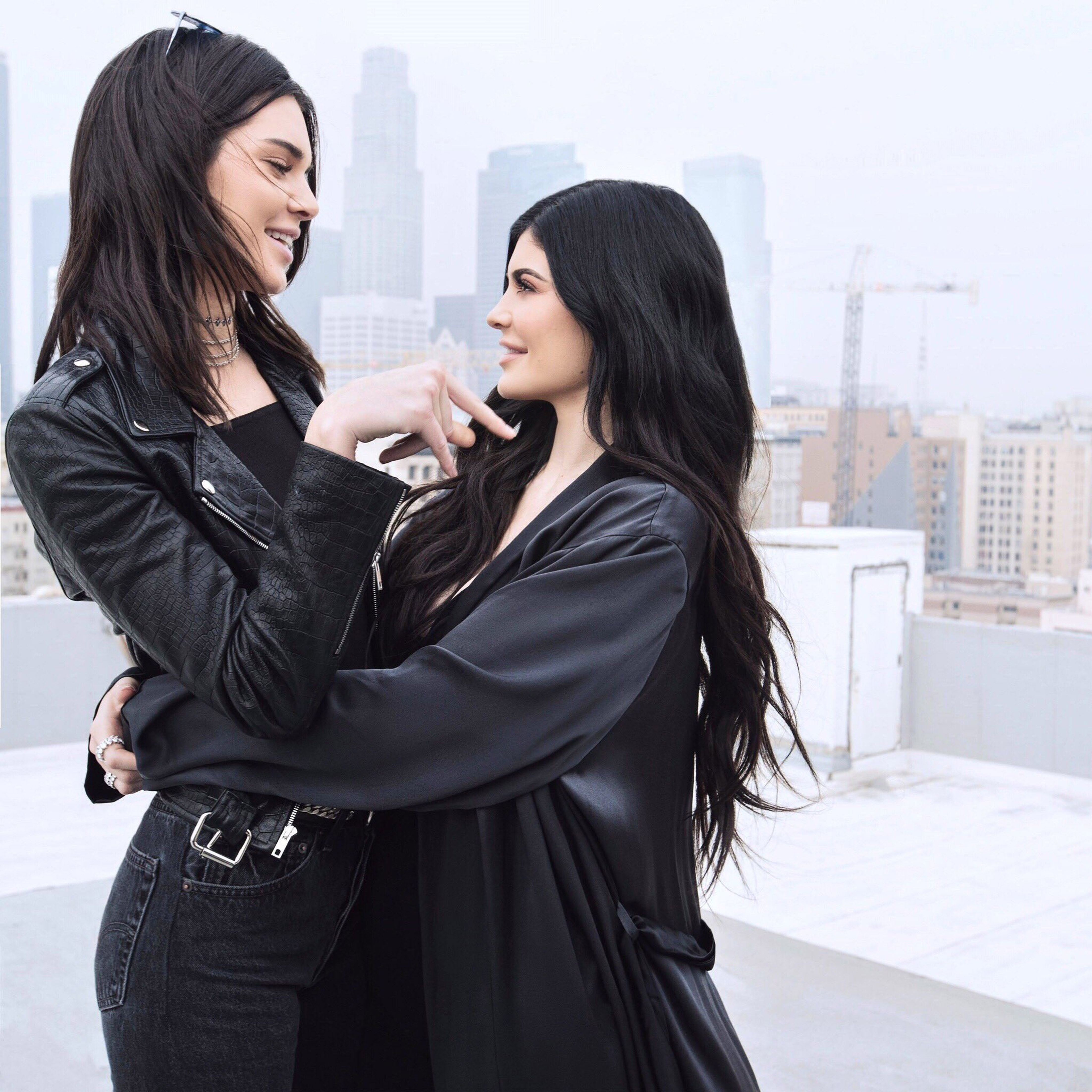 Access_Kardashian_01.jpg