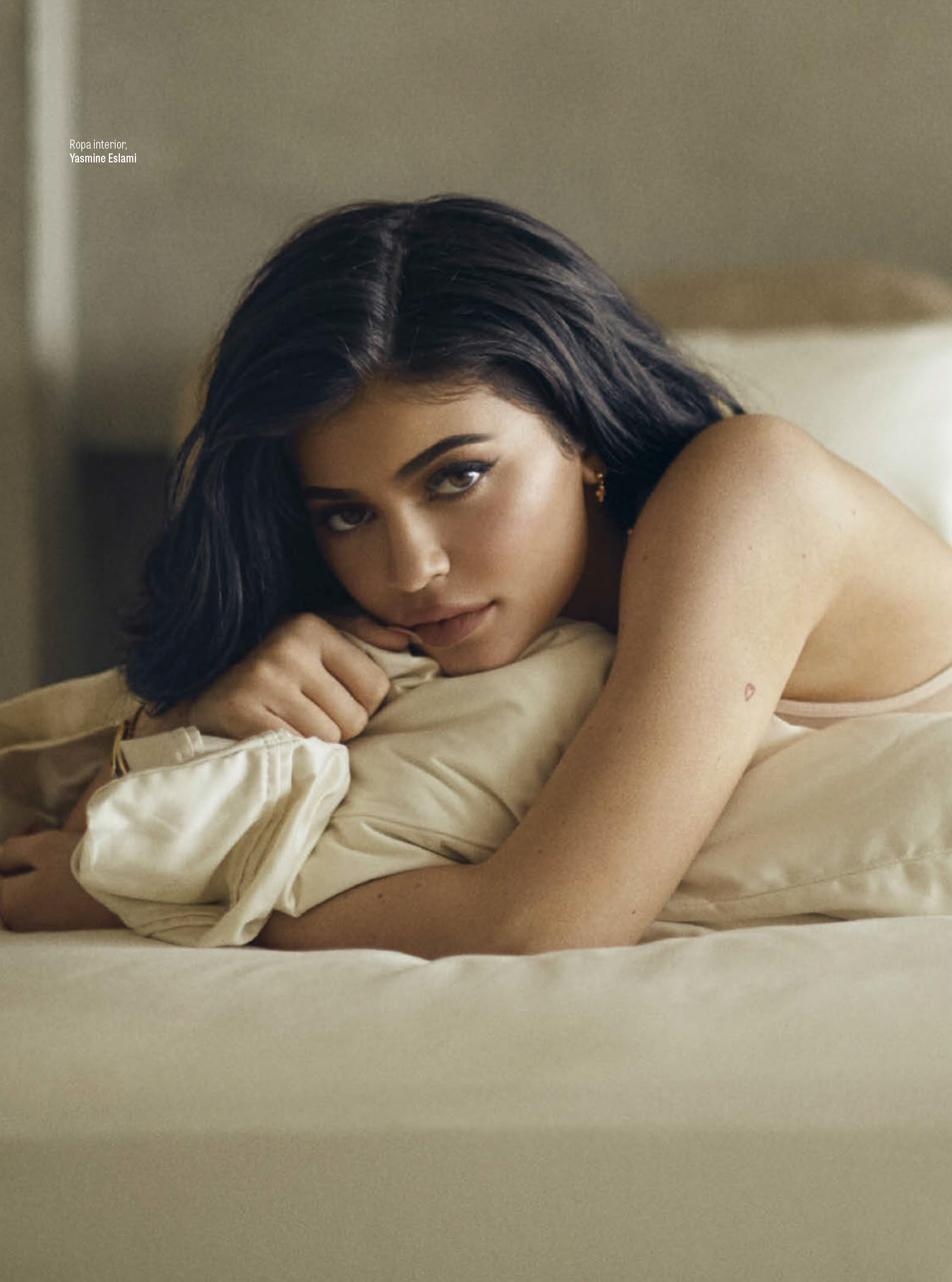 Access_Kardashian_03.jpg
