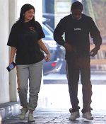 Access_Kardashian_03.jpg