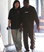 Access_Kardashian_07.jpg