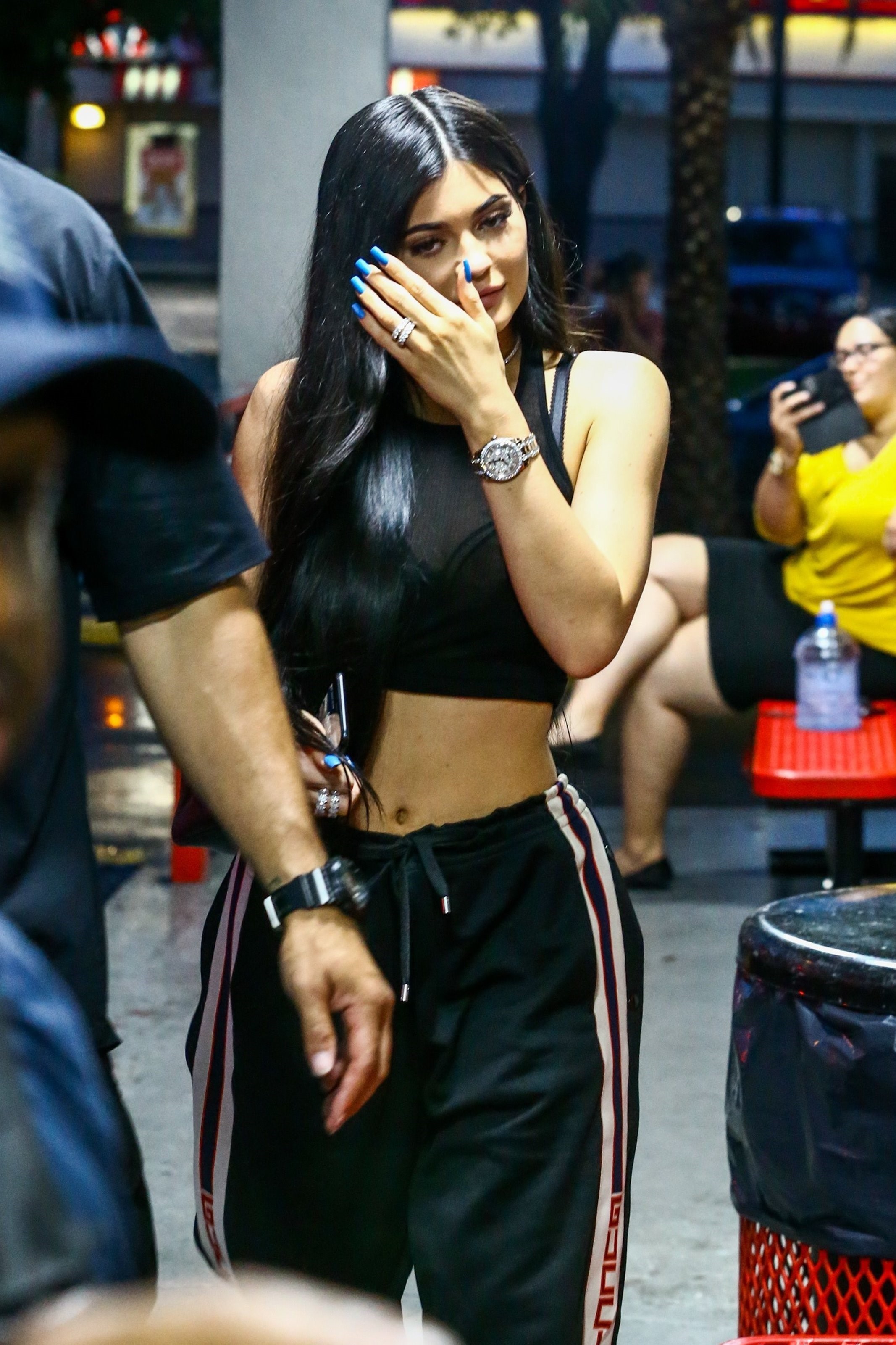 Access_Kardashian_02.jpg