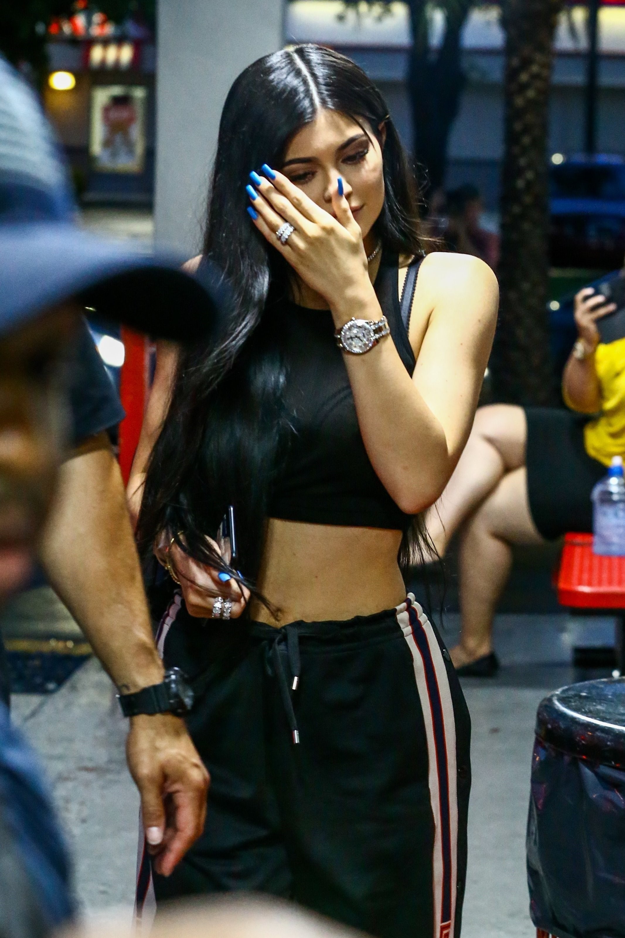 Access_Kardashian_03.jpg