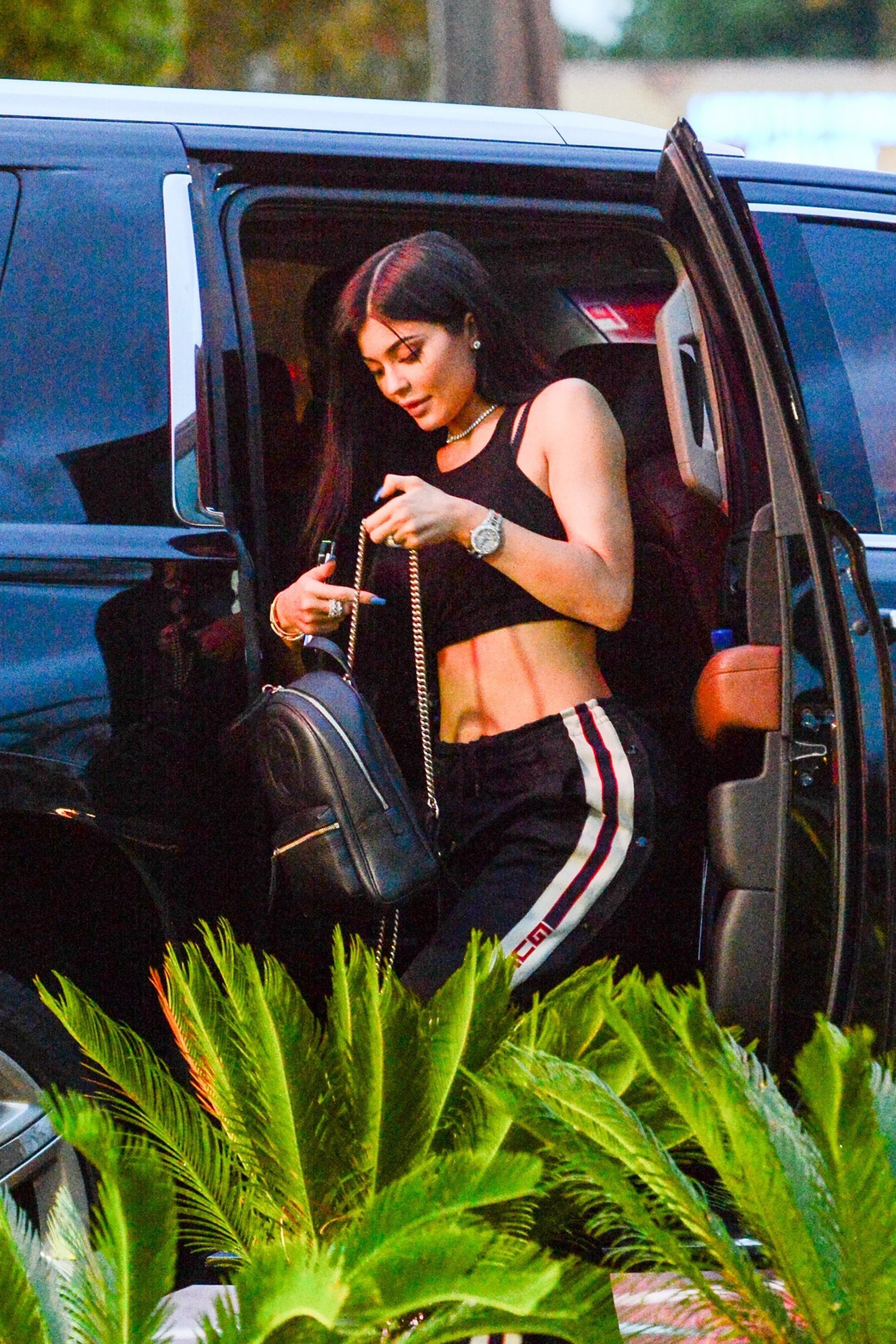 Access_Kardashian_08.jpg