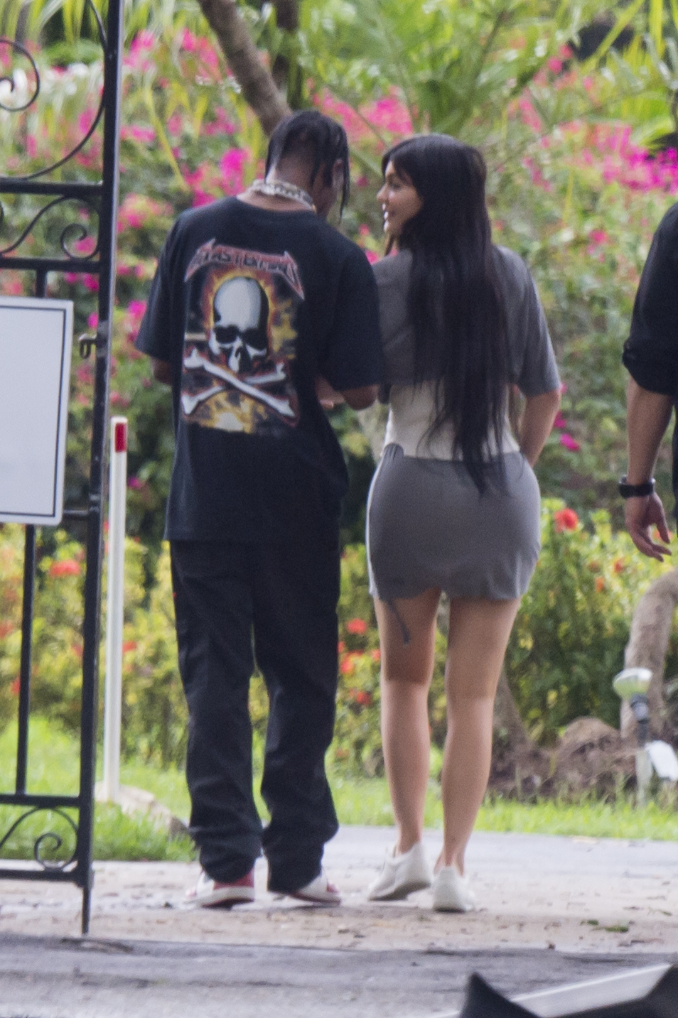 Access_Kardashian_01.jpg