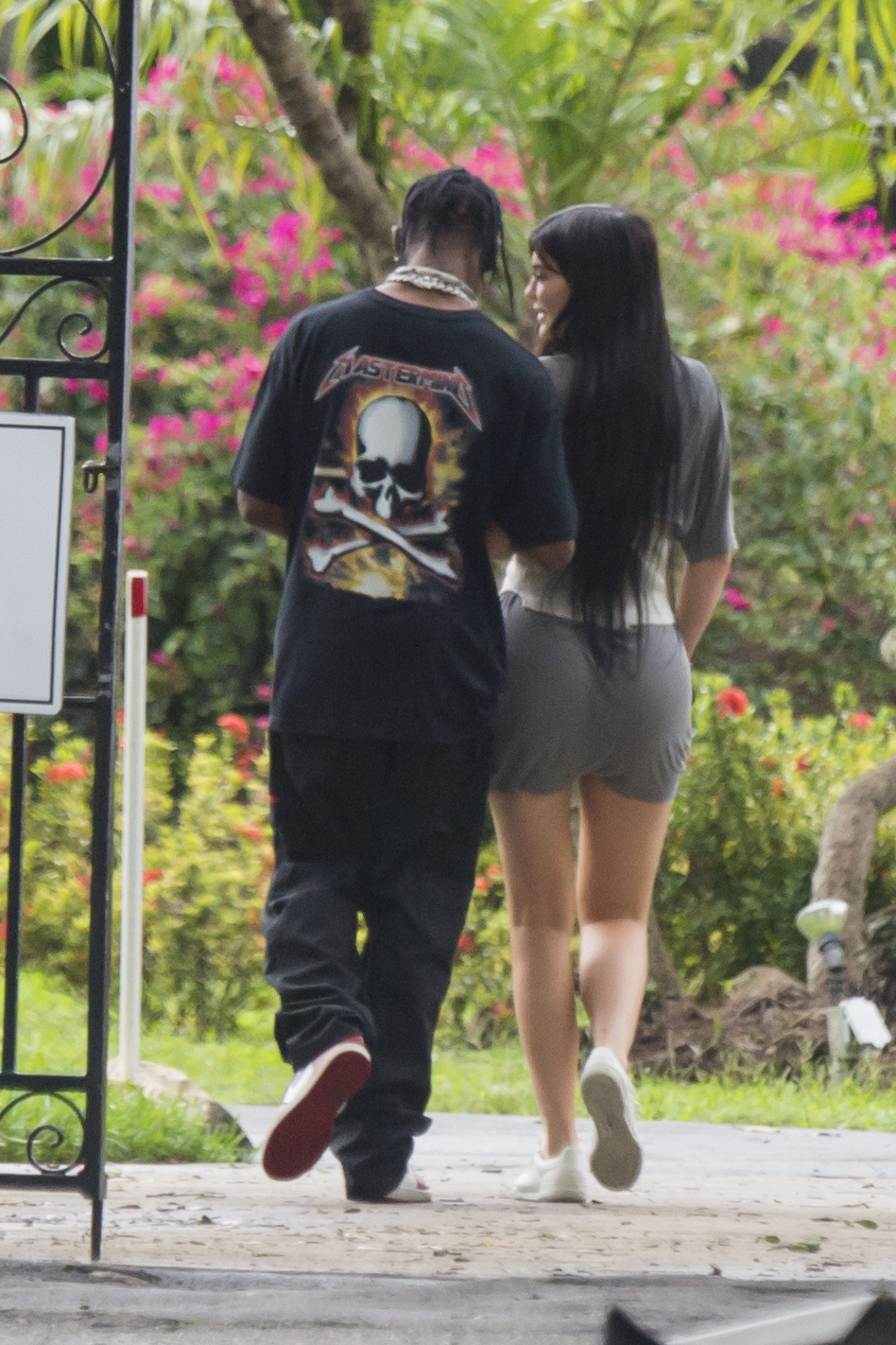 Access_Kardashian_04.jpg