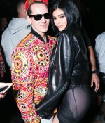 Access_Kardashian_01.jpg