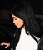 Access_Kardashian_03.jpeg