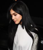 Access_Kardashian_07.jpeg
