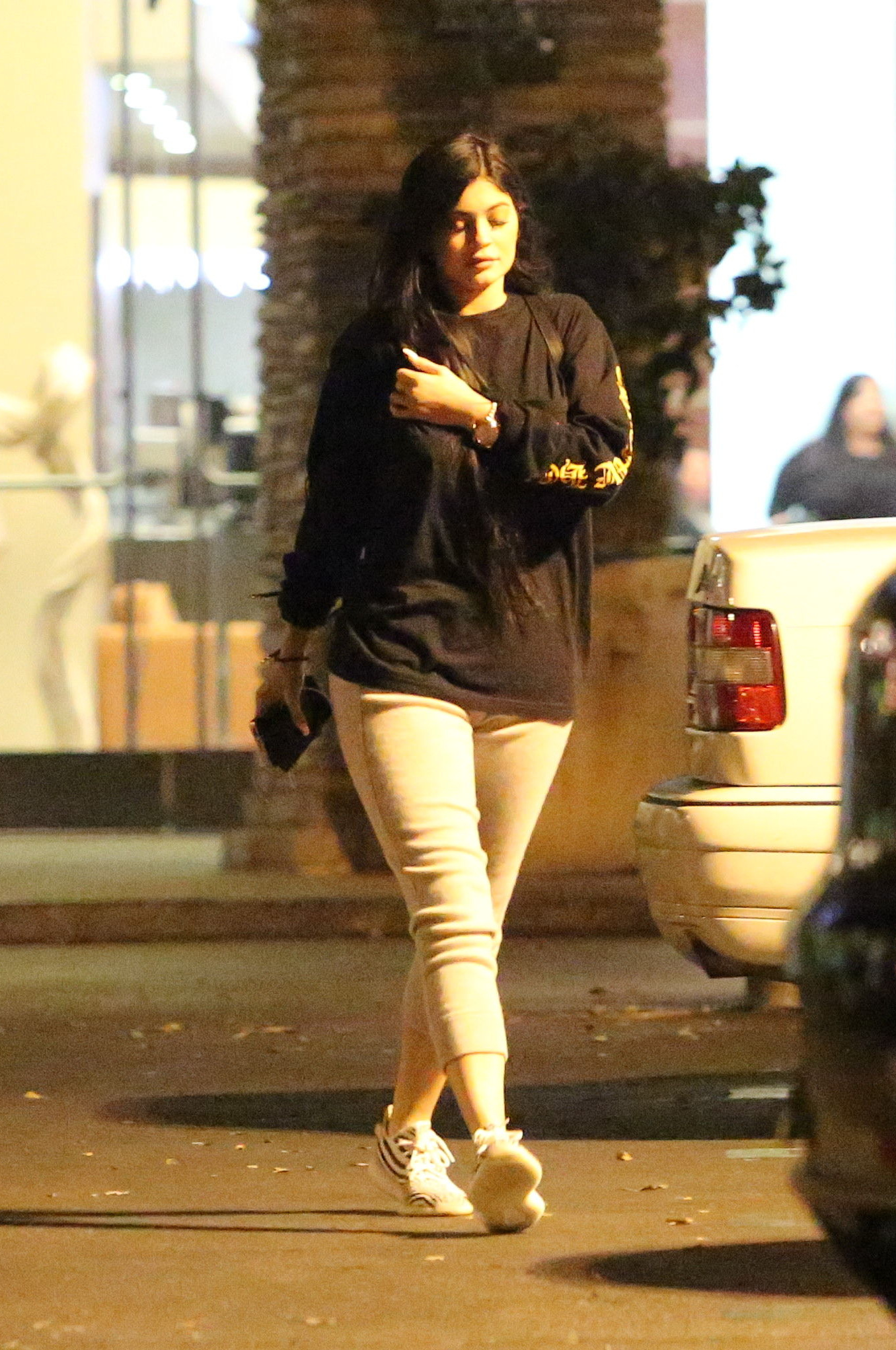 Access_Kardashian_06.jpg