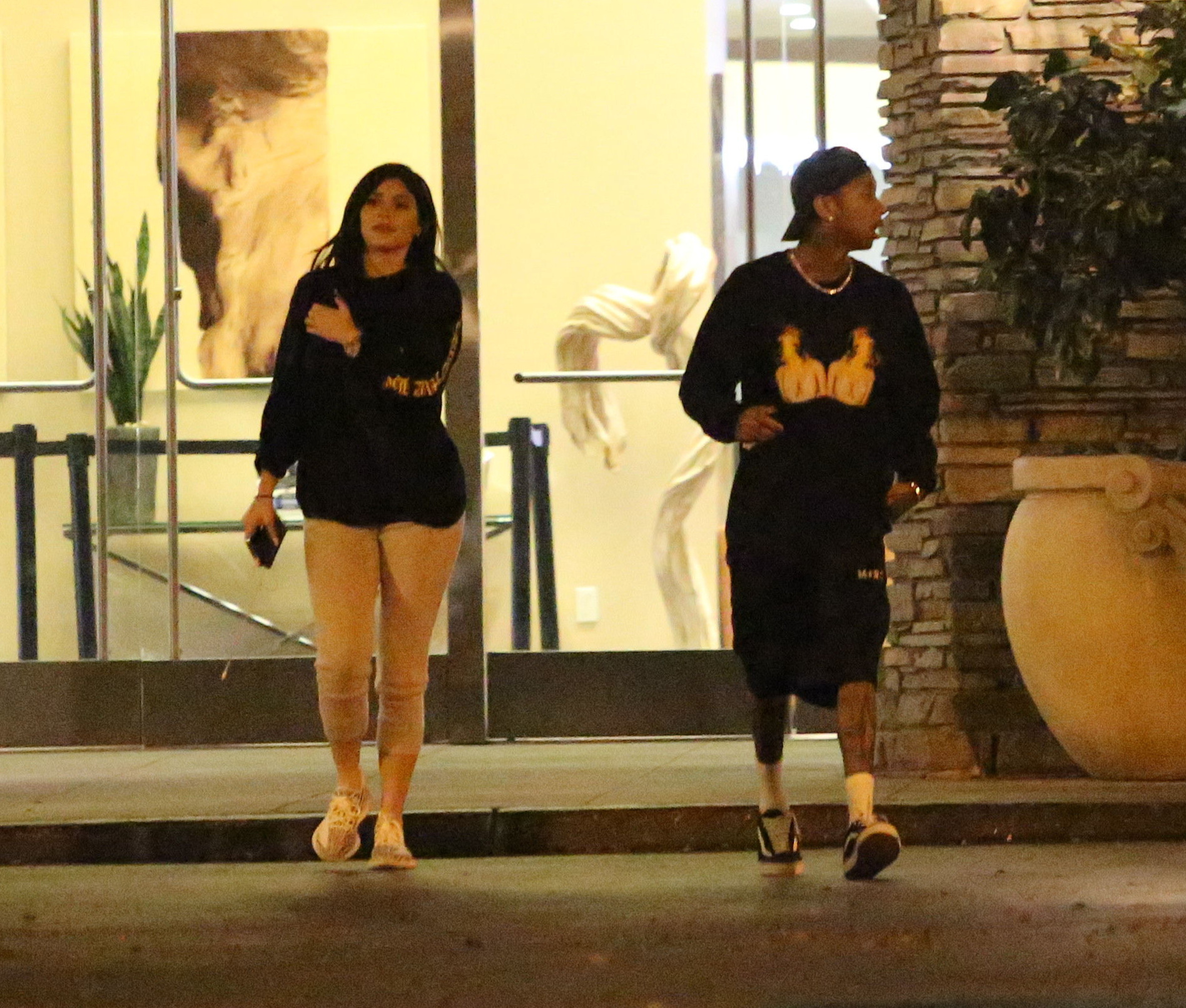 Access_Kardashian_08.jpg